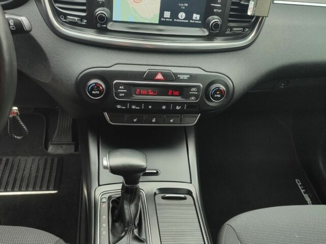 Серый Киа Соренто, объемом двигателя 2.2 л и пробегом 227 тыс. км за 21000 $, фото 10 на Automoto.ua