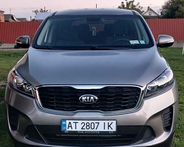 Сірий Кіа Соренто, об'ємом двигуна 2.4 л та пробігом 108 тис. км за 16777 $, фото 33 на Automoto.ua