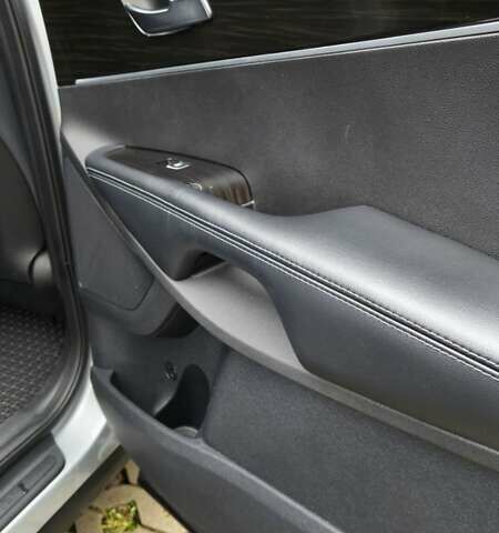 Сірий Кіа Соренто, об'ємом двигуна 3.34 л та пробігом 120 тис. км за 17800 $, фото 82 на Automoto.ua