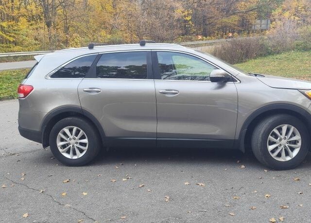 Киа Соренто 2018 в Лубнах на Automoto.ua Серый Киа Соренто, объемом двигателя 2.4 л и пробегом 189 тыс. км за 14950 $, фото 3 на Automoto.ua