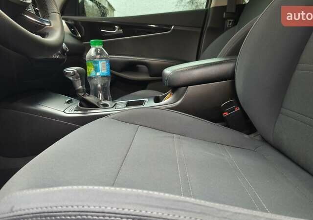 Сірий Кіа Соренто, об'ємом двигуна 3.34 л та пробігом 120 тис. км за 17800 $, фото 101 на Automoto.ua