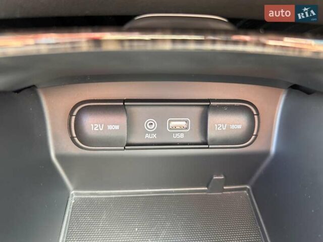 Серый Киа Соренто, объемом двигателя 3.3 л и пробегом 79 тыс. км за 17400 $, фото 50 на Automoto.ua