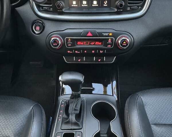 Сірий Кіа Соренто, об'ємом двигуна 3.34 л та пробігом 75 тис. км за 21500 $, фото 20 на Automoto.ua