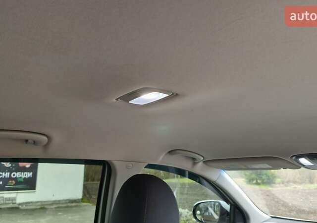 Сірий Кіа Соренто, об'ємом двигуна 3.34 л та пробігом 120 тис. км за 17800 $, фото 59 на Automoto.ua