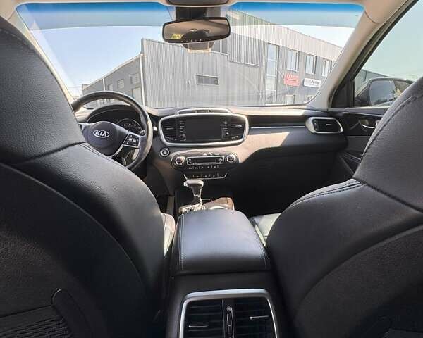 Серый Киа Соренто, объемом двигателя 3.3 л и пробегом 79 тыс. км за 17400 $, фото 39 на Automoto.ua