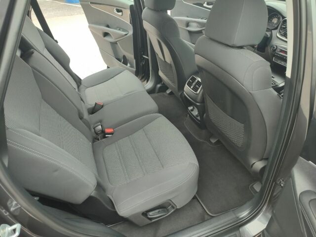 Серый Киа Соренто, объемом двигателя 2.2 л и пробегом 227 тыс. км за 21000 $, фото 12 на Automoto.ua