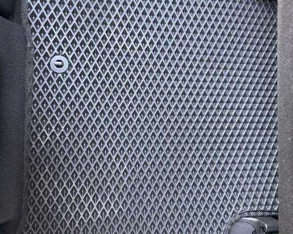 Серый Киа Соренто, объемом двигателя 3.3 л и пробегом 79 тыс. км за 17400 $, фото 56 на Automoto.ua