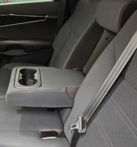 Сірий Кіа Соренто, об'ємом двигуна 3.34 л та пробігом 120 тис. км за 17800 $, фото 96 на Automoto.ua