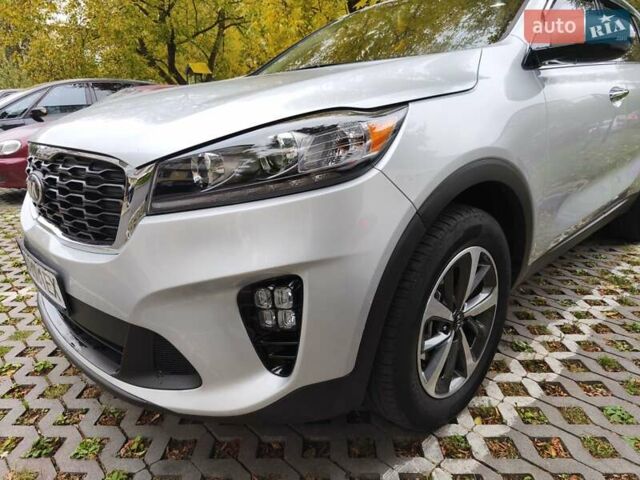 Сірий Кіа Соренто, об'ємом двигуна 3.34 л та пробігом 120 тис. км за 17800 $, фото 114 на Automoto.ua