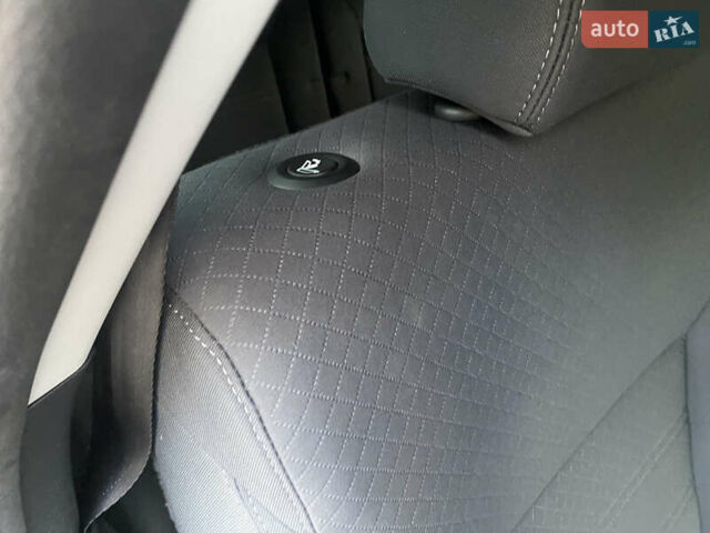 Серый Киа Соренто, объемом двигателя 2.36 л и пробегом 68 тыс. км за 16250 $, фото 50 на Automoto.ua
