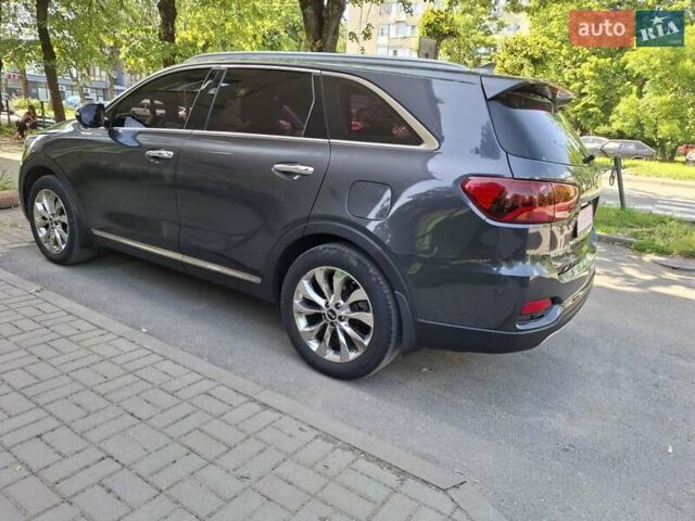 Сірий Кіа Соренто, об'ємом двигуна 2 л та пробігом 231 тис. км за 21950 $, фото 3 на Automoto.ua