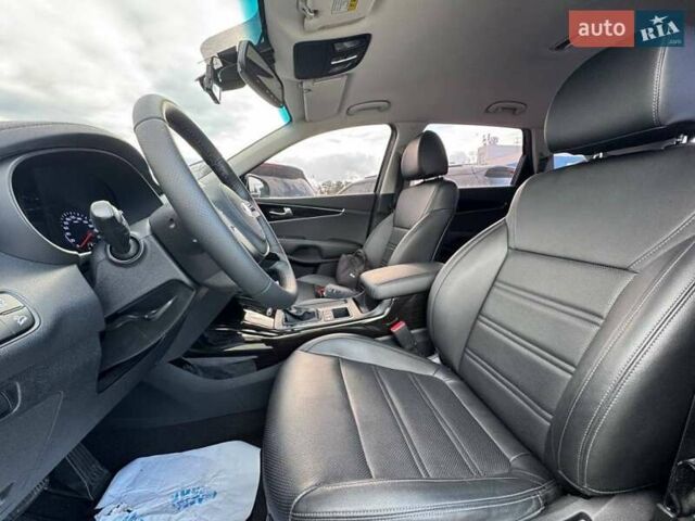 Серый Киа Соренто, объемом двигателя 2 л и пробегом 98 тыс. км за 25300 $, фото 20 на Automoto.ua