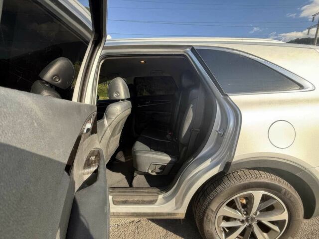 Сірий Кіа Соренто, об'ємом двигуна 3.3 л та пробігом 47 тис. км за 10200 $, фото 8 на Automoto.ua