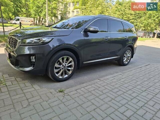 Сірий Кіа Соренто, об'ємом двигуна 2 л та пробігом 231 тис. км за 21950 $, фото 1 на Automoto.ua