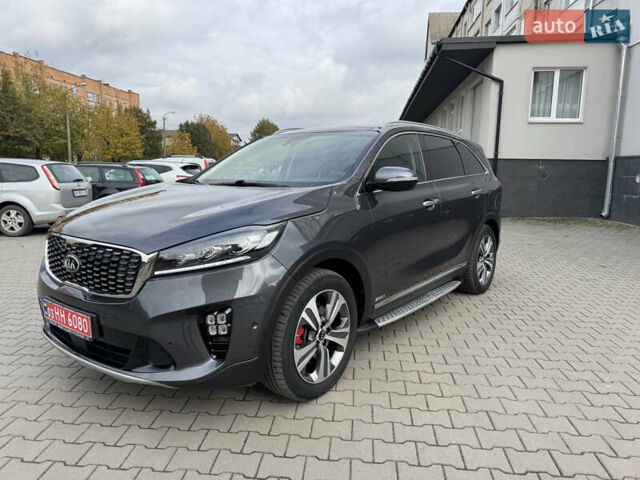 Серый Киа Соренто, объемом двигателя 2.2 л и пробегом 140 тыс. км за 29500 $, фото 2 на Automoto.ua
