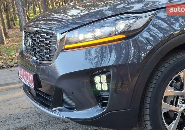 Сірий Кіа Соренто, об'ємом двигуна 2.2 л та пробігом 139 тис. км за 29700 $, фото 17 на Automoto.ua