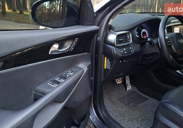 Сірий Кіа Соренто, об'ємом двигуна 2.2 л та пробігом 139 тис. км за 29700 $, фото 54 на Automoto.ua