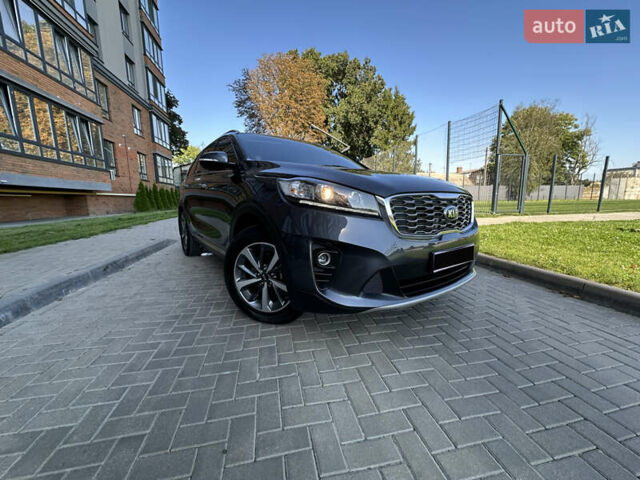 Серый Киа Соренто, объемом двигателя 2 л и пробегом 27 тыс. км за 29999 $, фото 18 на Automoto.ua