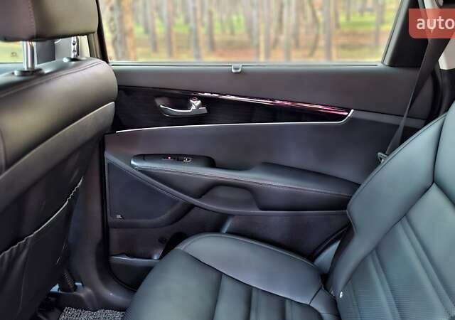 Сірий Кіа Соренто, об'ємом двигуна 2.2 л та пробігом 139 тис. км за 29700 $, фото 66 на Automoto.ua