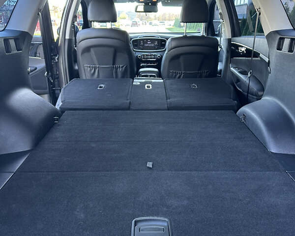 Серый Киа Соренто, объемом двигателя 2 л и пробегом 27 тыс. км за 29499 $, фото 55 на Automoto.ua