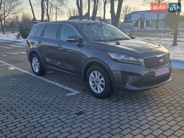 Серый Киа Соренто, объемом двигателя 3.3 л и пробегом 114 тыс. км за 16450 $, фото 14 на Automoto.ua