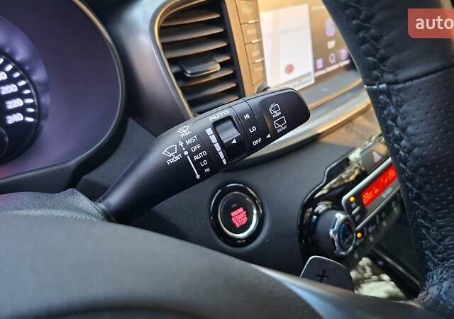 Сірий Кіа Соренто, об'ємом двигуна 2.2 л та пробігом 139 тис. км за 29700 $, фото 52 на Automoto.ua