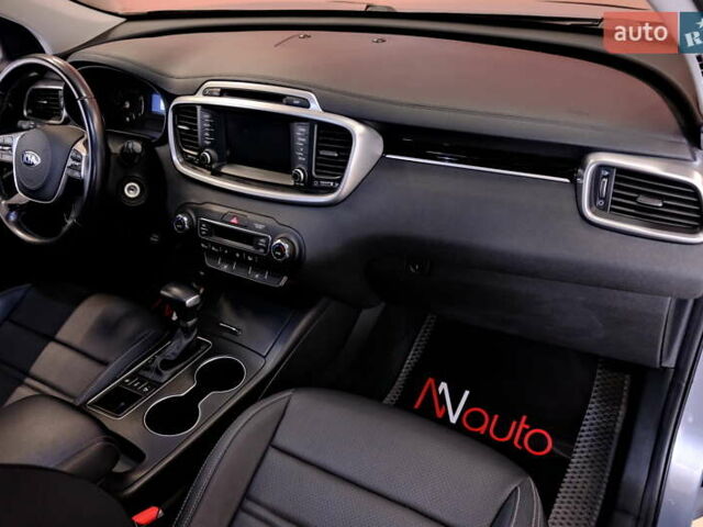 Сірий Кіа Соренто, об'ємом двигуна 2.4 л та пробігом 42 тис. км за 21900 $, фото 42 на Automoto.ua