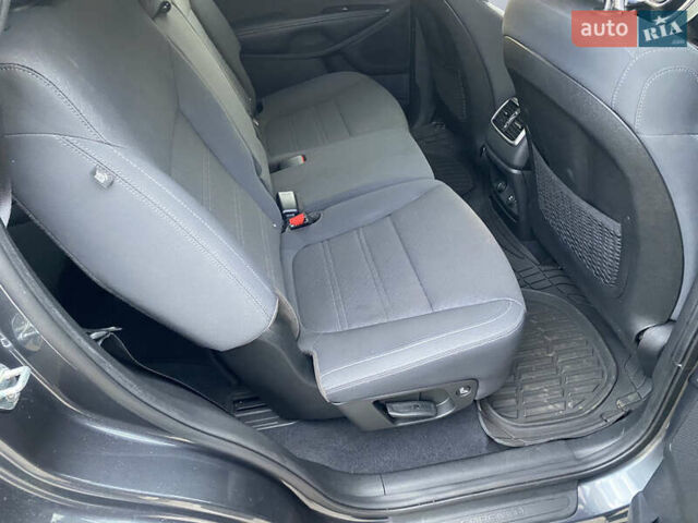 Серый Киа Соренто, объемом двигателя 2.36 л и пробегом 68 тыс. км за 16250 $, фото 48 на Automoto.ua