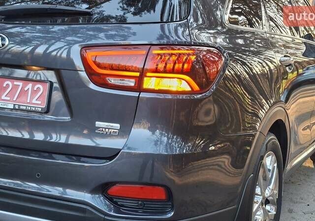 Сірий Кіа Соренто, об'ємом двигуна 2.2 л та пробігом 139 тис. км за 29700 $, фото 14 на Automoto.ua