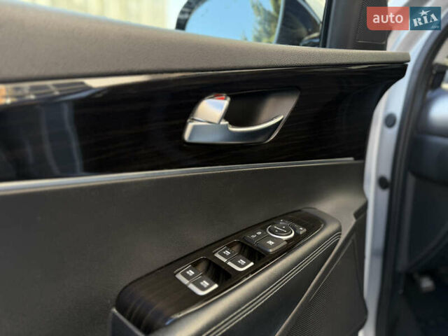 Серый Киа Соренто, объемом двигателя 2.4 л и пробегом 202 тыс. км за 15999 $, фото 31 на Automoto.ua