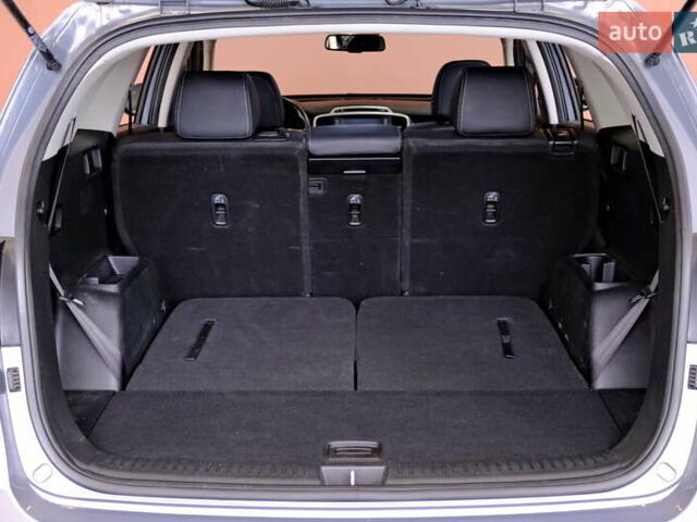 Серый Киа Соренто, объемом двигателя 2.4 л и пробегом 43 тыс. км за 20500 $, фото 16 на Automoto.ua