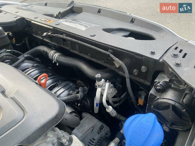 Серый Киа Соренто, объемом двигателя 2.36 л и пробегом 68 тыс. км за 16250 $, фото 65 на Automoto.ua