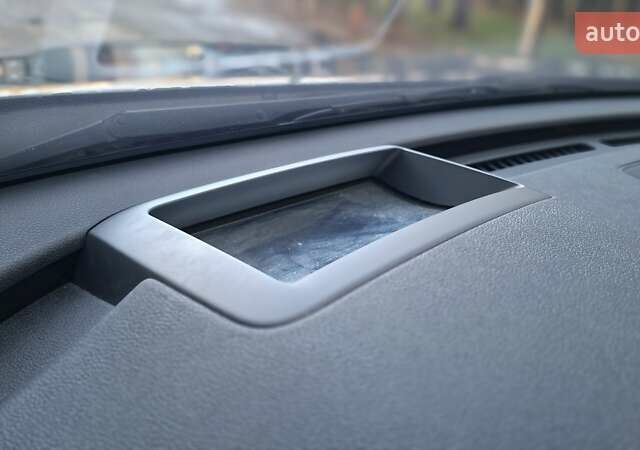 Сірий Кіа Соренто, об'ємом двигуна 2.2 л та пробігом 139 тис. км за 29700 $, фото 25 на Automoto.ua