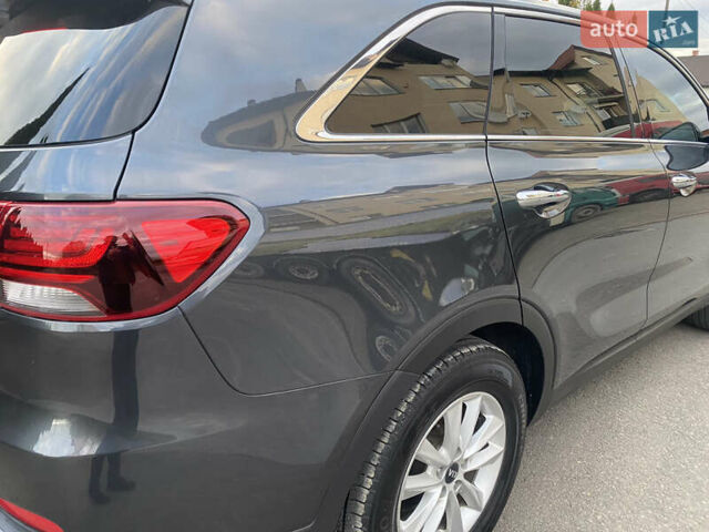 Серый Киа Соренто, объемом двигателя 2.36 л и пробегом 68 тыс. км за 16250 $, фото 29 на Automoto.ua