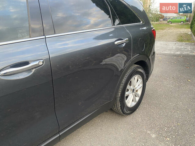 Серый Киа Соренто, объемом двигателя 2.36 л и пробегом 68 тыс. км за 16250 $, фото 27 на Automoto.ua