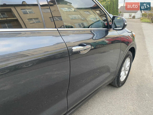 Серый Киа Соренто, объемом двигателя 2.36 л и пробегом 68 тыс. км за 16250 $, фото 30 на Automoto.ua