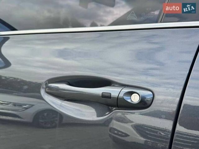 Серый Киа Соренто, объемом двигателя 2 л и пробегом 98 тыс. км за 25300 $, фото 7 на Automoto.ua