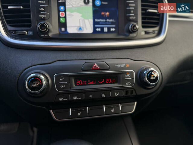 Серый Киа Соренто, объемом двигателя 2.4 л и пробегом 202 тыс. км за 14999 $, фото 23 на Automoto.ua