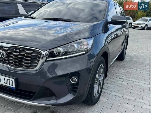 Серый Киа Соренто, объемом двигателя 2 л и пробегом 98 тыс. км за 25300 $, фото 1 на Automoto.ua