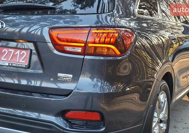 Сірий Кіа Соренто, об'ємом двигуна 2.2 л та пробігом 139 тис. км за 29700 $, фото 13 на Automoto.ua