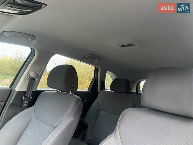 Серый Киа Соренто, объемом двигателя 2.36 л и пробегом 68 тыс. км за 16250 $, фото 40 на Automoto.ua