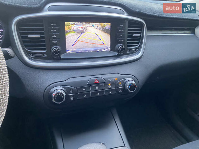 Серый Киа Соренто, объемом двигателя 2.36 л и пробегом 68 тыс. км за 16250 $, фото 68 на Automoto.ua