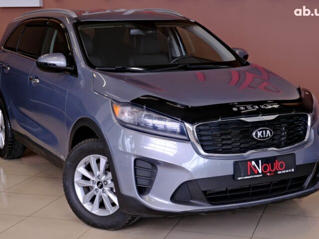 Киа Соренто 2019 в Одессе на Automoto.ua Серый Киа Соренто, объемом двигателя 2.4 л и пробегом 42 тыс. км за 21900 $, фото 3 на Automoto.ua