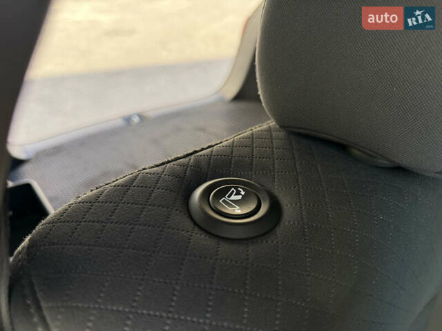 Серый Киа Соренто, объемом двигателя 2.4 л и пробегом 202 тыс. км за 15999 $, фото 45 на Automoto.ua