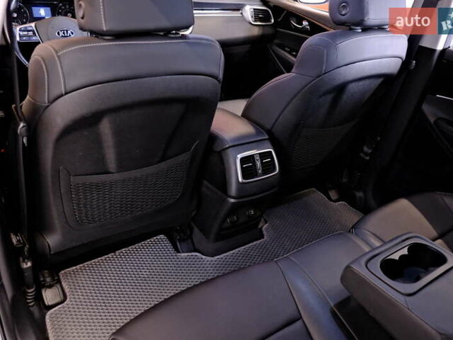 Сірий Кіа Соренто, об'ємом двигуна 2.4 л та пробігом 42 тис. км за 21900 $, фото 34 на Automoto.ua