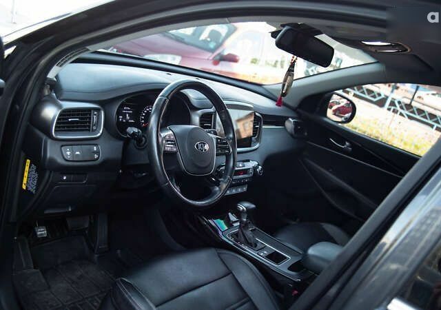 Сірий Кіа Соренто, об'ємом двигуна 2 л та пробігом 120 тис. км за 28899 $, фото 7 на Automoto.ua