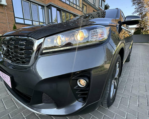 Серый Киа Соренто, объемом двигателя 2 л и пробегом 27 тыс. км за 29499 $, фото 17 на Automoto.ua