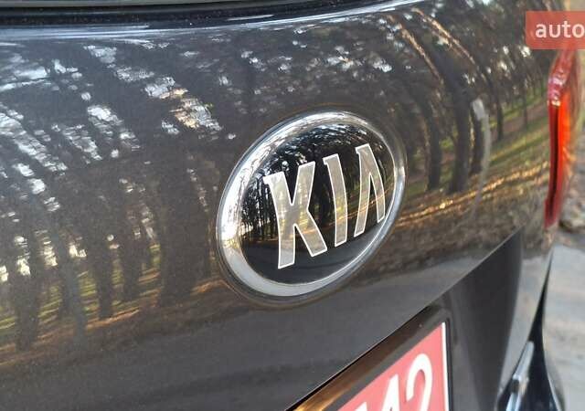 Сірий Кіа Соренто, об'ємом двигуна 2.2 л та пробігом 139 тис. км за 29700 $, фото 104 на Automoto.ua