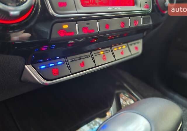 Сірий Кіа Соренто, об'ємом двигуна 2.2 л та пробігом 139 тис. км за 29700 $, фото 36 на Automoto.ua