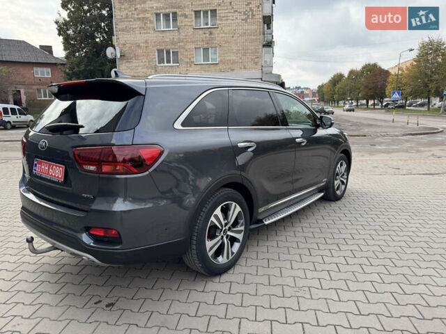 Серый Киа Соренто, объемом двигателя 2.2 л и пробегом 140 тыс. км за 29500 $, фото 5 на Automoto.ua